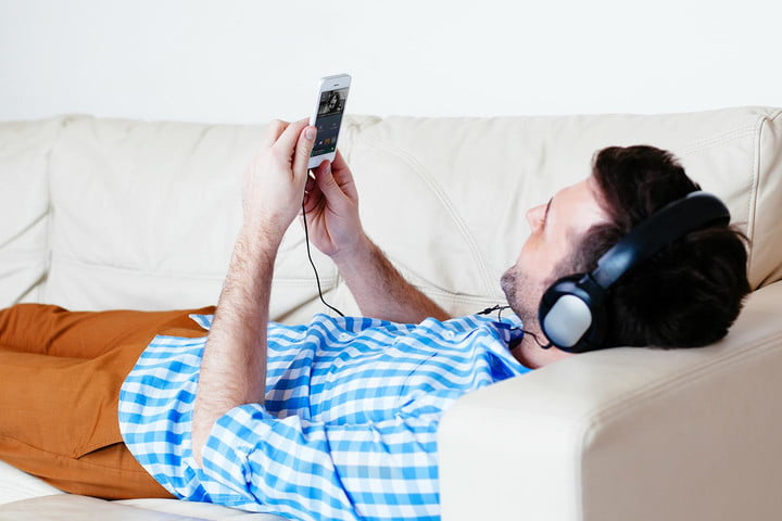 697 the advantages of digital music