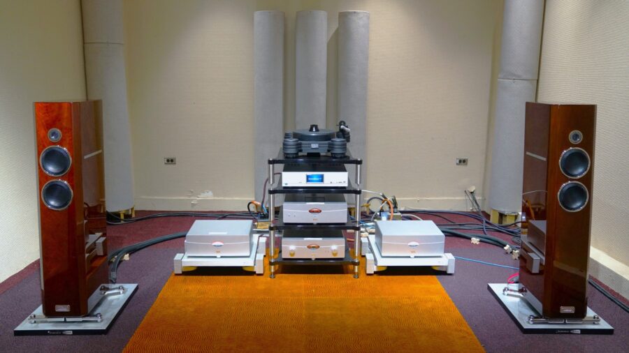 Cục đẩy 2 kênh là gì? Tìm hiểu chi tiết về cục đẩy 2 kênh 4 Cục đẩy công suất 2 kênh có nhiều ưu điểm vượt trội