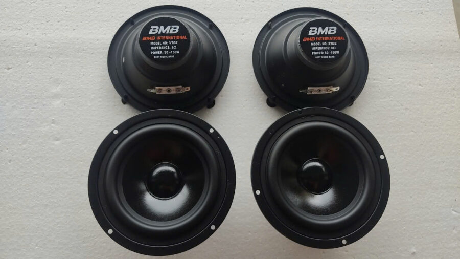 Loa mid - low được phân loại dựa trên nhiều yếu tố