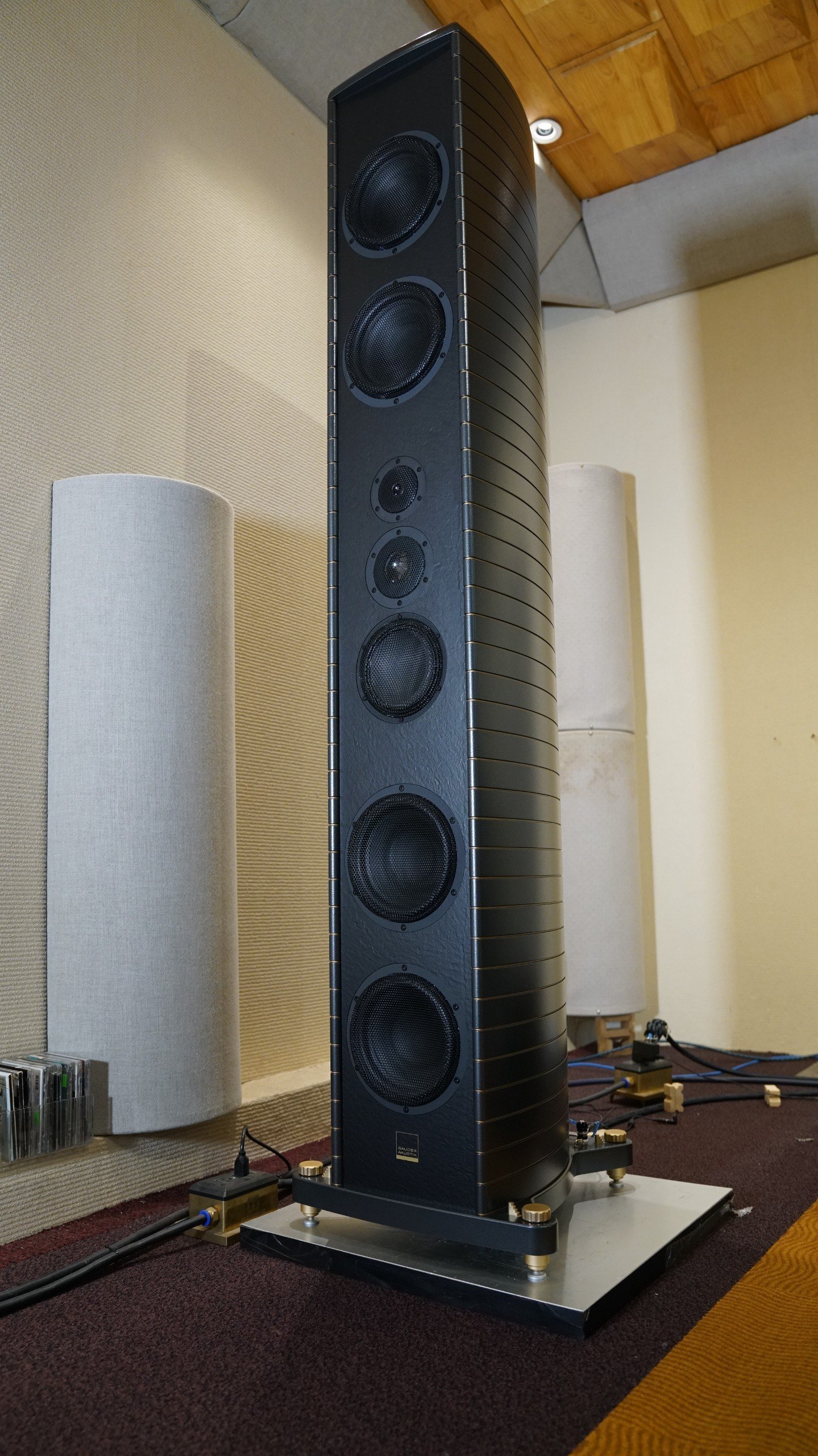 |VIETNAM HI-END SHOW 2025| Gauder Akustik DARC 500 – Độc bản hi-end tại Vietnam Hi-End Show 2025