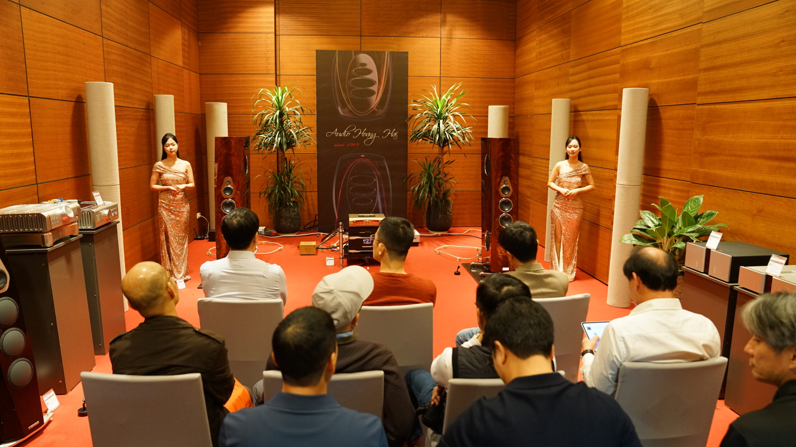 |AVSHOW HÀ NỘI 2025| RECAP NGÀY 1 – “ĐÃ TAI, ĐÃ MẮT” TẠI CÁC GIAN PHÒNG AUDIO HOÀNG HẢI