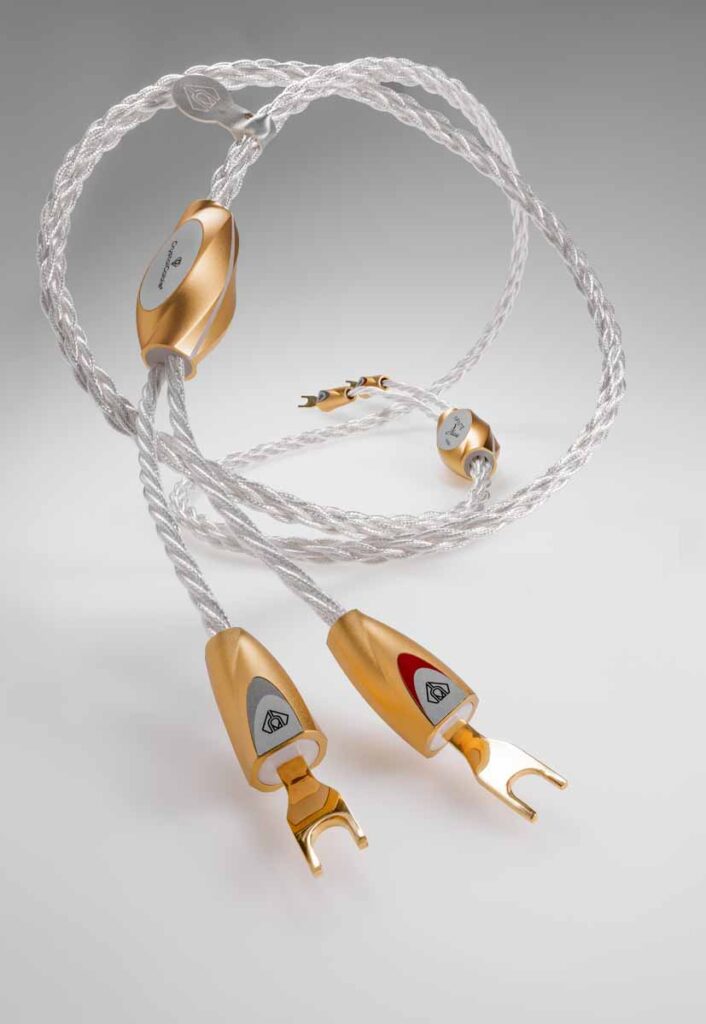 Infinite Dream cập bến Audio Hoàng Hải, mở màn năm 2026 đầy cảm hứng 6 Crystal cable infinite dream cables hifi news oct 2025 202509230031 706x1024 1